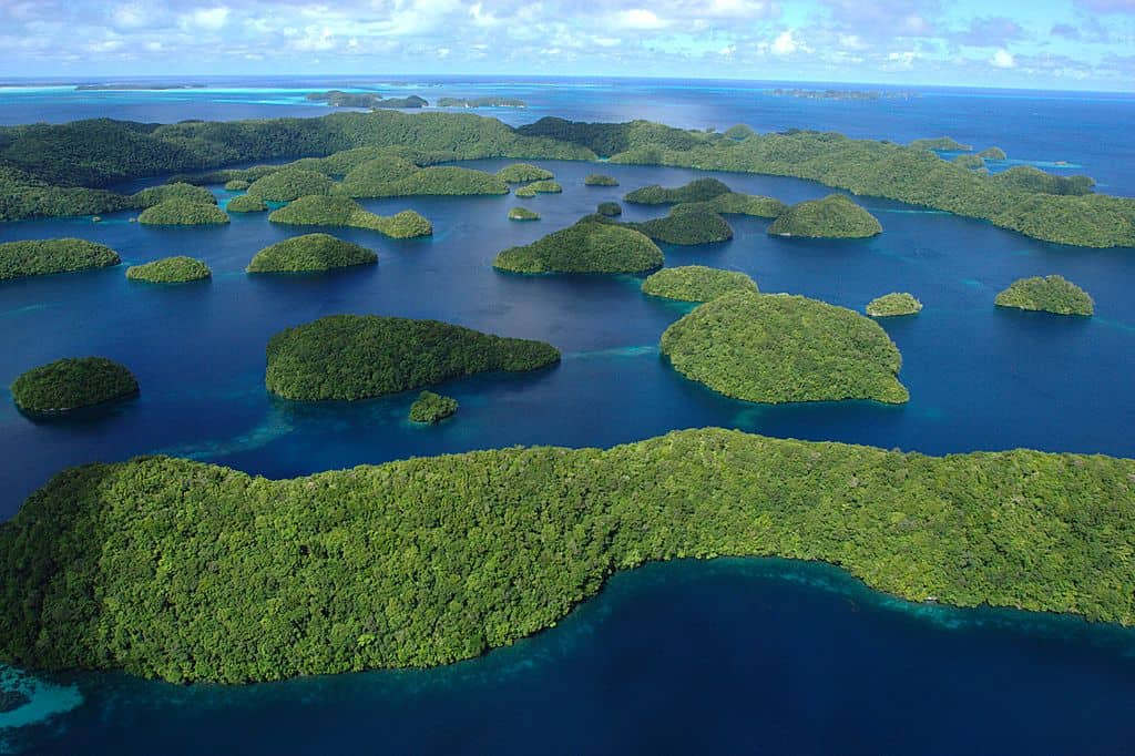 Palau tackles over-tourism via responsible tourism and sustainable tourism. Palau. By LuxTonnerre (CC BY 2.0) via Wikimedia.