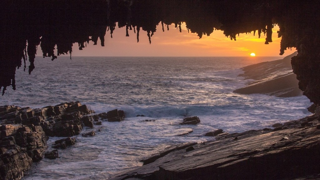 Admiral's Arch in Flinders Chase National Park on Kangaroo Island. Image by Michael Baragwanath via Pixabay