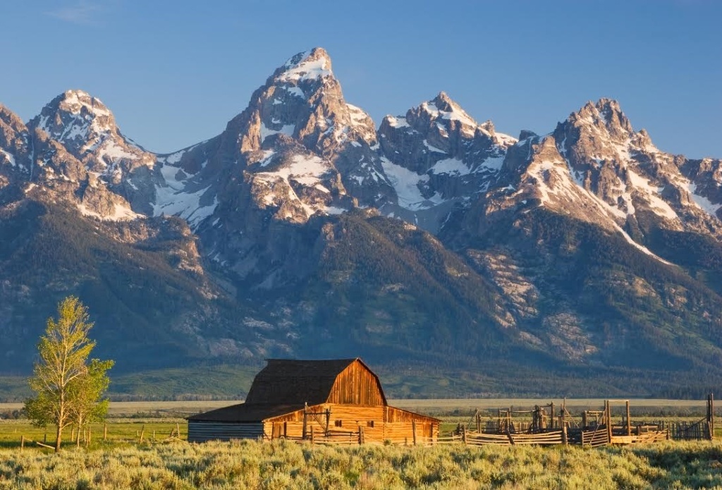 The Tetons from Mormon Row, Credit = Jackson Hole Travel & Tourism Board