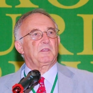 Professor Geoffrey Lipman