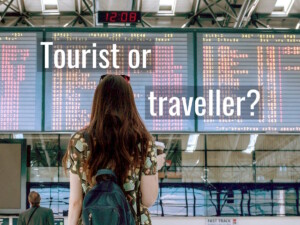 Tourist vs traveller: What's the difference? Image (CC0) by Jan Vašek via Pixabay. https://pixabay.com/users/jeshoots-com-264599/
